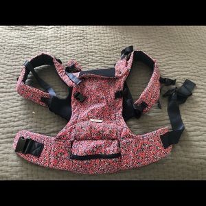Colugo baby carrier